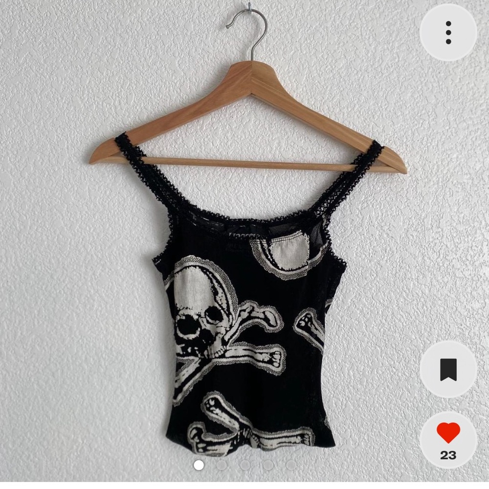 ISO!!!! DO NOT BUY. PLEASE COMMENT IF YOU HAVE THIS TANK AND WANT TO SELL!!